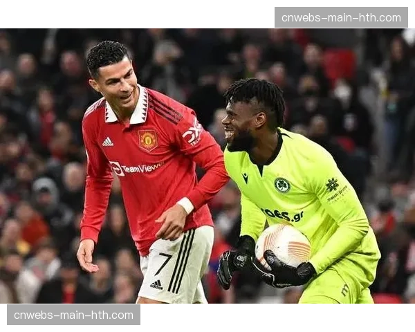 球迷统计显示：某保级队门将手抛球发动进攻效率全联赛第一